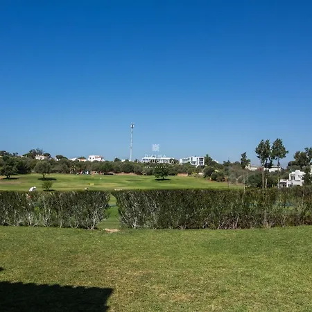 Golf View 阿尔布费拉